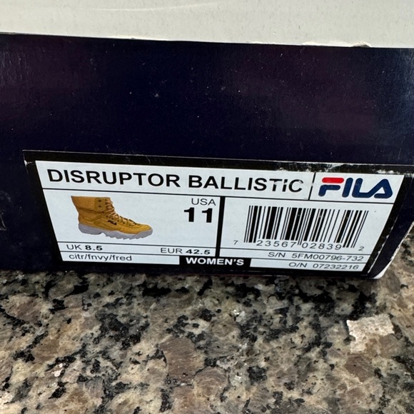 Fila Women's disruptor Ballistic citrus Sneakers Vibrant Orange EUC 11 - Picture 14 of 15